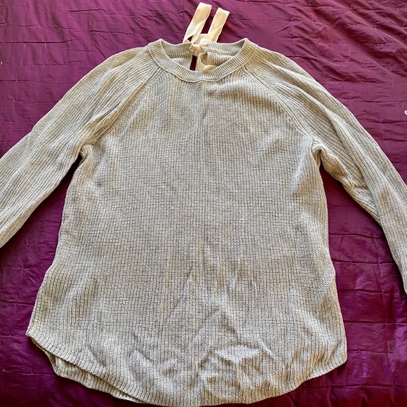 Grey Hi-Low Sweater with bow tie - Picture 1 of 5